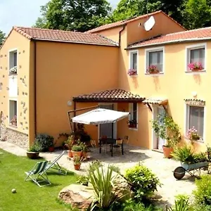  Appartamento Scenic In With Private Garden